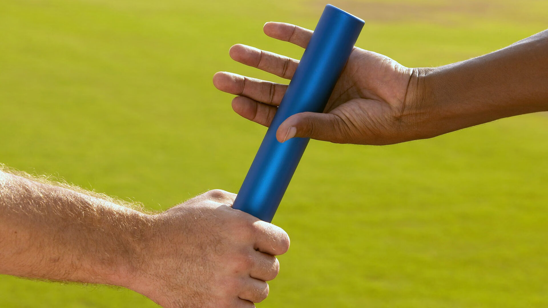 拜仁慕尼黑豪取胜利，继续领跑德甲积分榜，拜仁慕尼黑德国杯